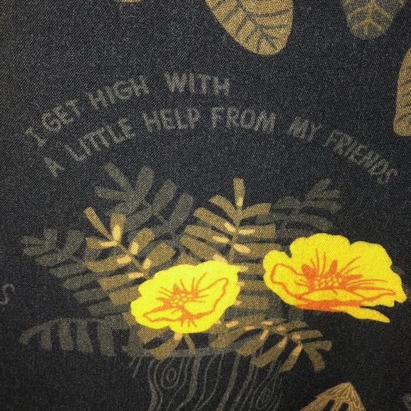 Lrg button down - Picture 5 of 10